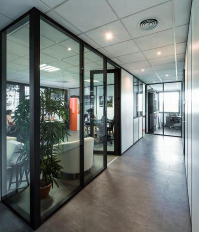 cloisons-vitres-toute-hauteur